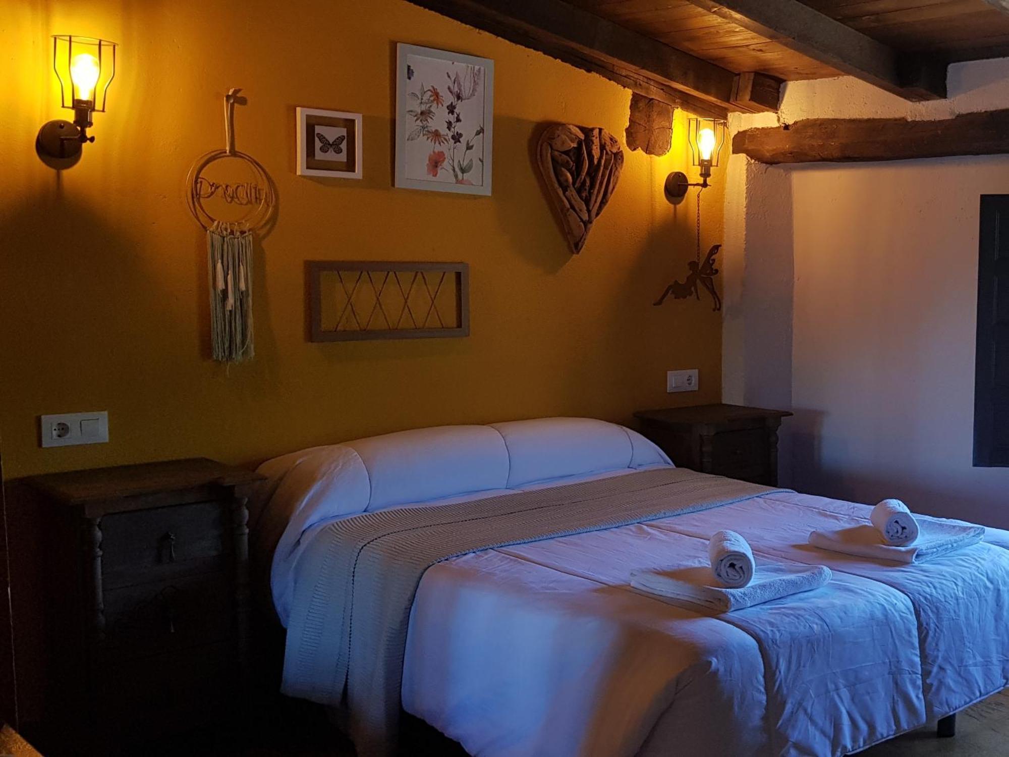 Hotel Juderia Valle Del Jerte Cabezuela Del Valle Oda fotoğraf